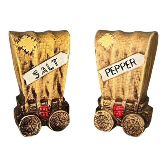 Vintage Covered Wagon Salt and Pepper Shakers – Hand-Painted Ceramic Japan - Picture 1 of 5